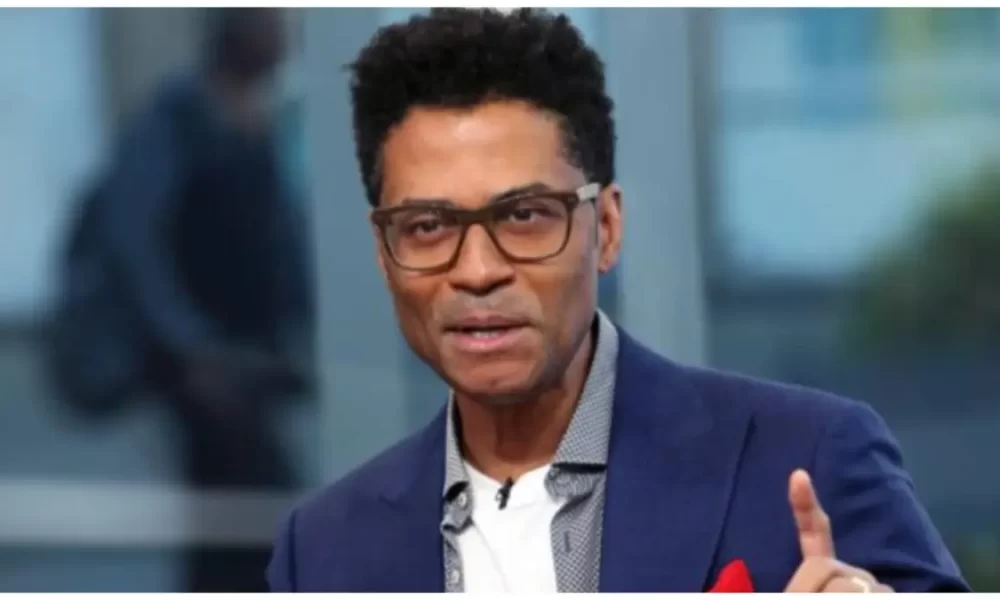 Eric Benét's strange behavior in the new music video worries the singer.