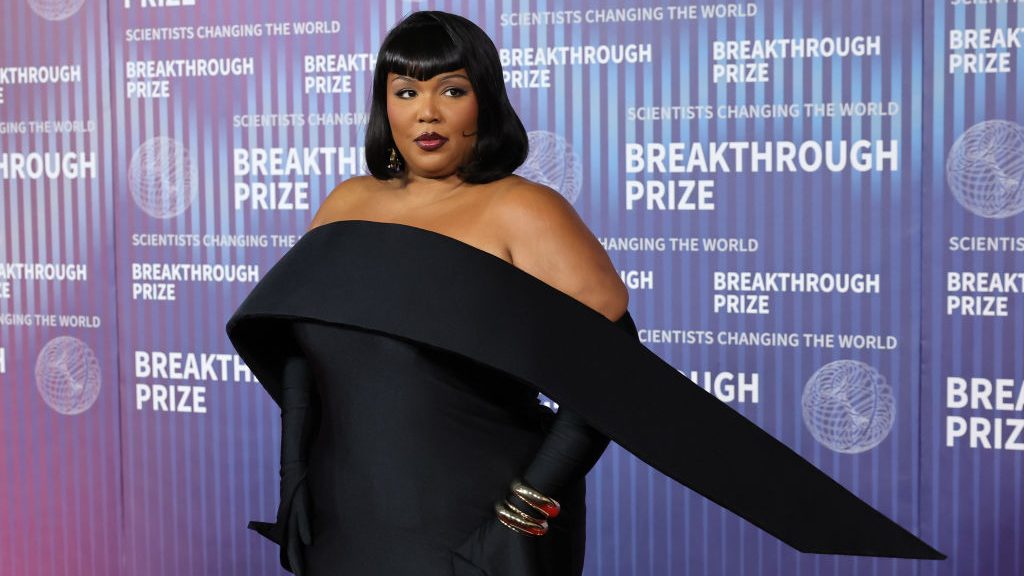 Lizzo, weight loss, fitness journey, celebrity fitness, Black health and wellness, Black mental health, theGrio.com