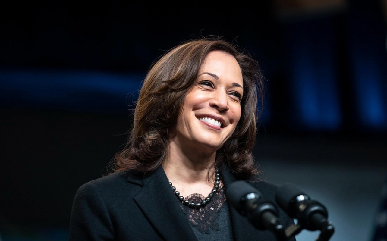 Kamala Harris, greens, tabasco, chefs, cooking, greens recipe