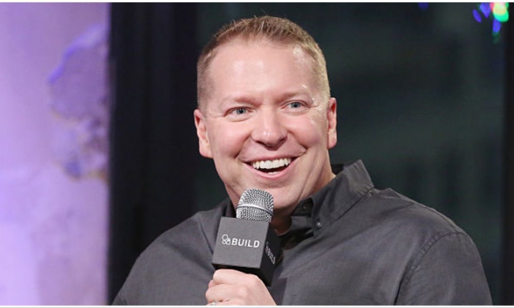 gary owen reunites with estranged son