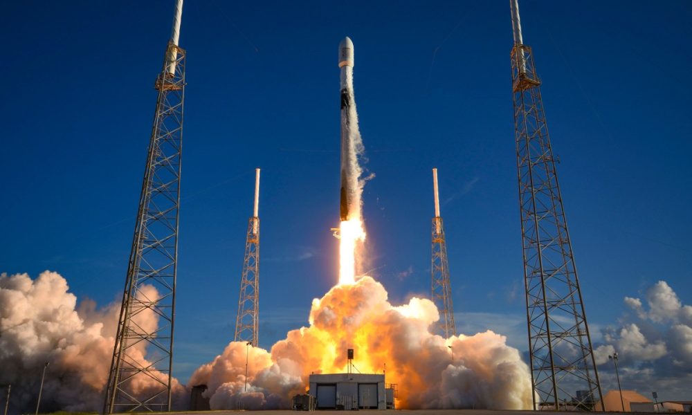 spacex falcon 9 rocket launches south korea