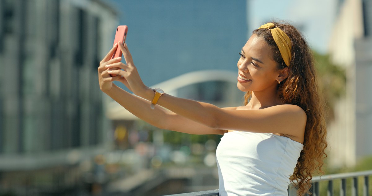 woman taking selfie