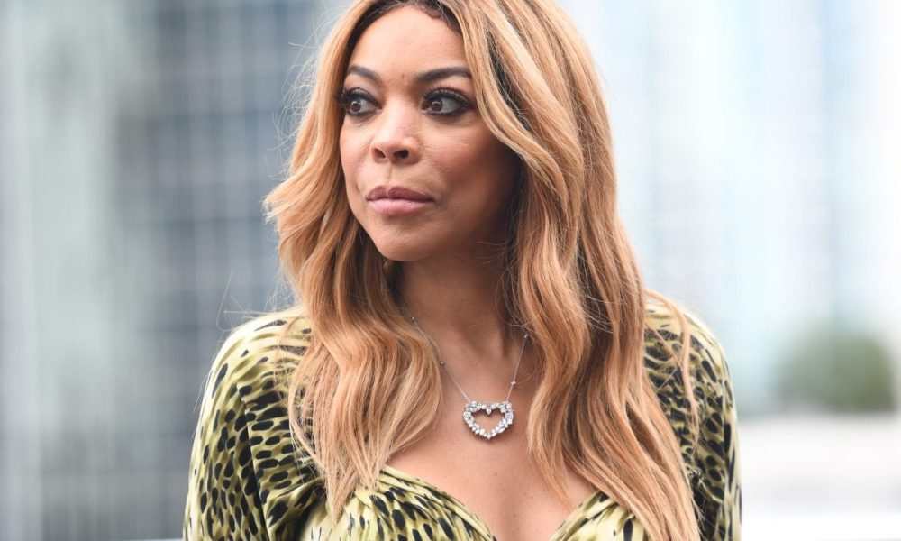 Wendy Williams breaks down with tears, talking about the